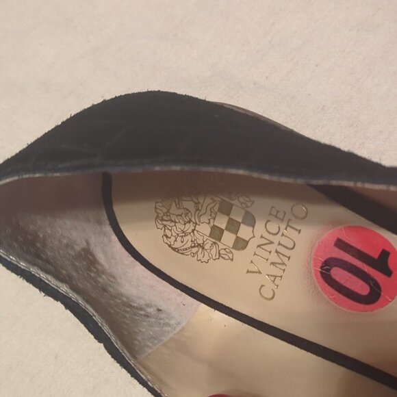 Vince Camuto VP MELLEY Black Loafers Size 10 Velvet Like Patterned Flat - Picture 7 of 8